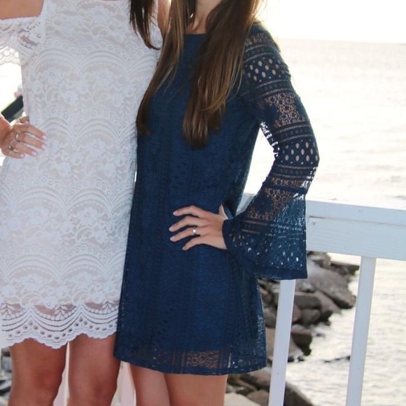 Francesca’s dress - Picture 6 of 6